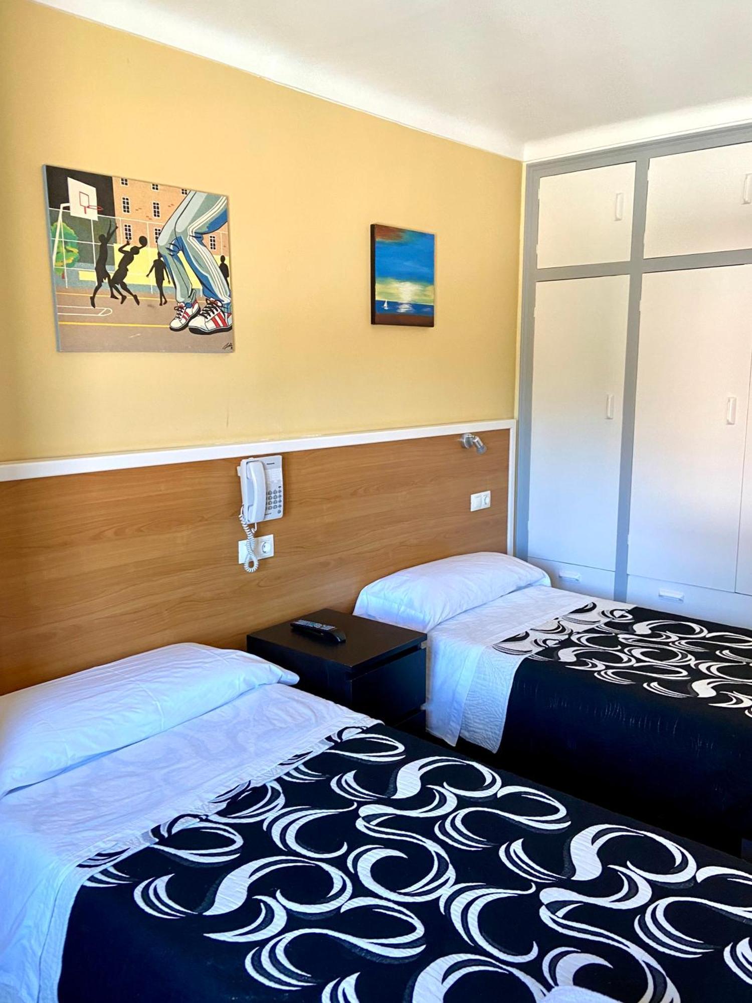 Hotel Les Roques Báscara Kültér fotó
