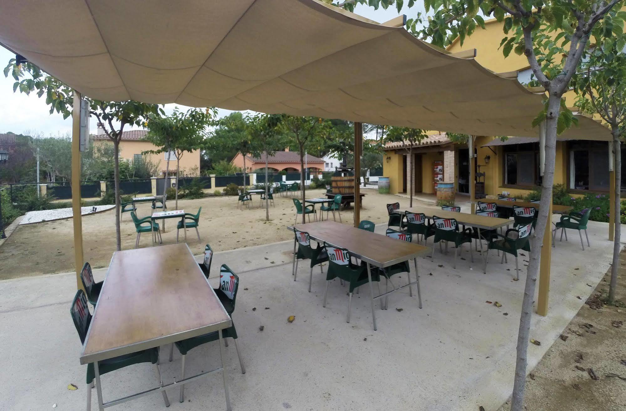 Hotel Les Roques Báscara Kültér fotó